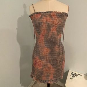 Fun Flirty stretchy dress Garmint by Kim Tag says Toria  size L
